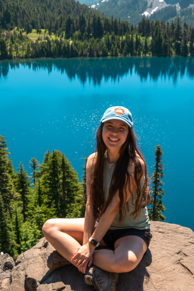 Woman hiking blogger at Summit Lake Trail in Washington. 