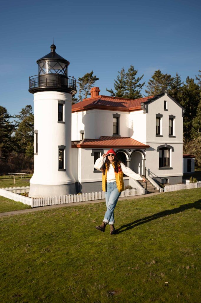 Admiralty Head Lighthouse, lighthouse on whidbey island, Washington lighthouses